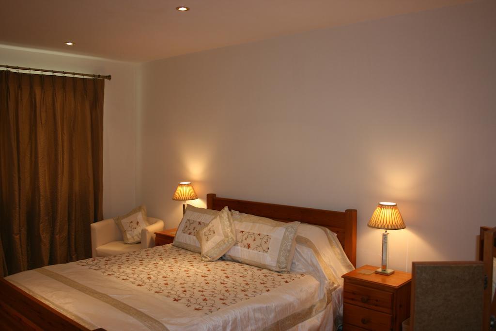 Torlands Bed and Breakfast Μονμάουθ Δωμάτιο φωτογραφία